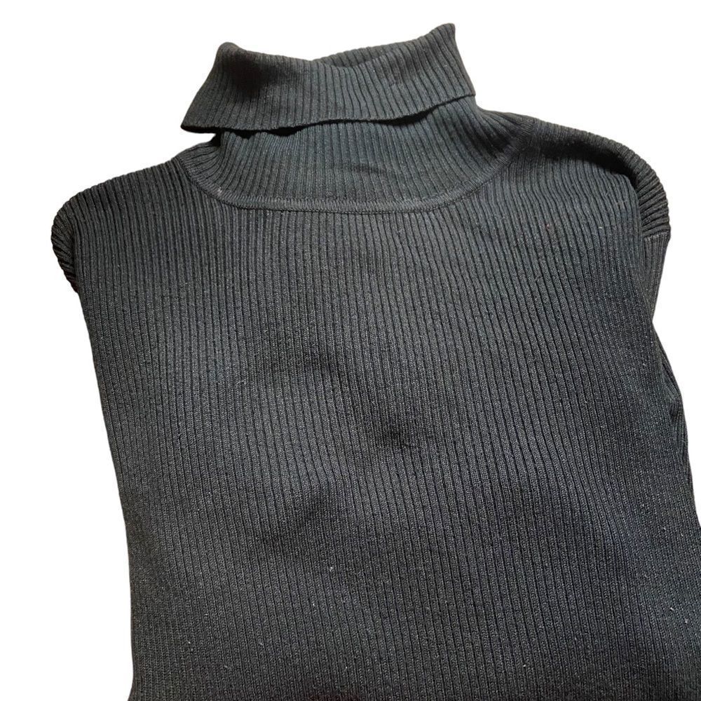 Worthington size medium black turtleneck excellent condition